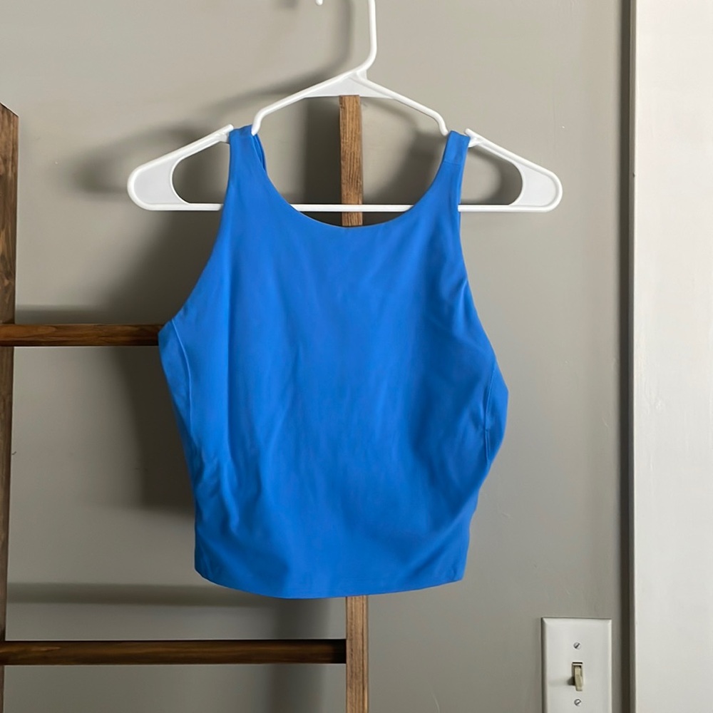 Like new lululemon high neck cropped align tank top!
